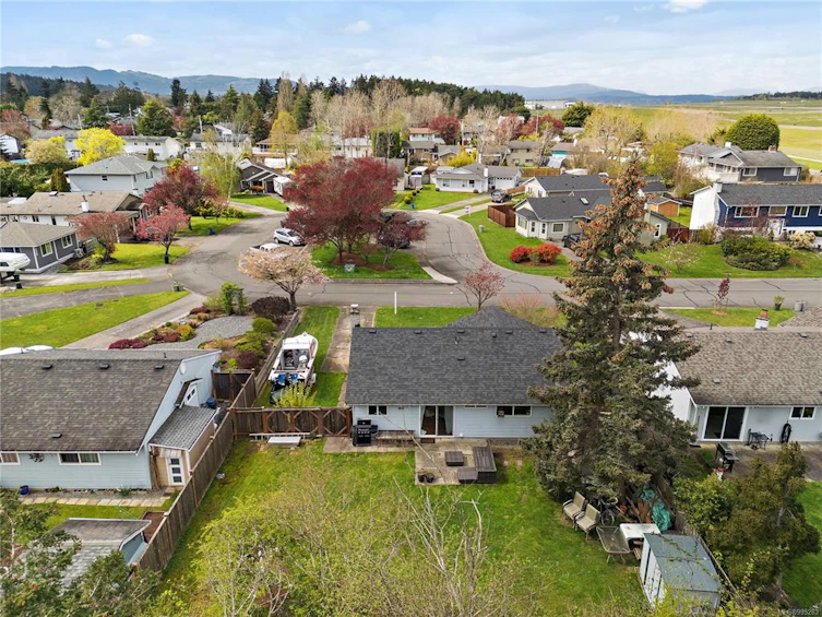 9615 Barnes Place, Sidney, BC, V8L 4X7 - 21