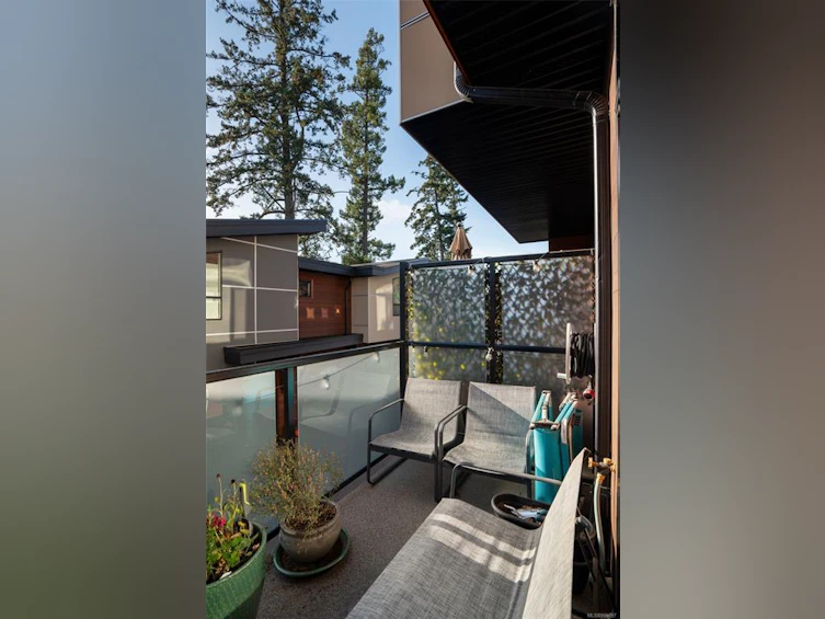 8-2311 Watkiss Way, View Royal, BC, V9B 6J6 - 23