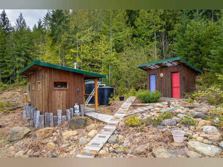2770 Marshland Road, Qualicum Beach, BC, V9K 2L7 - 11