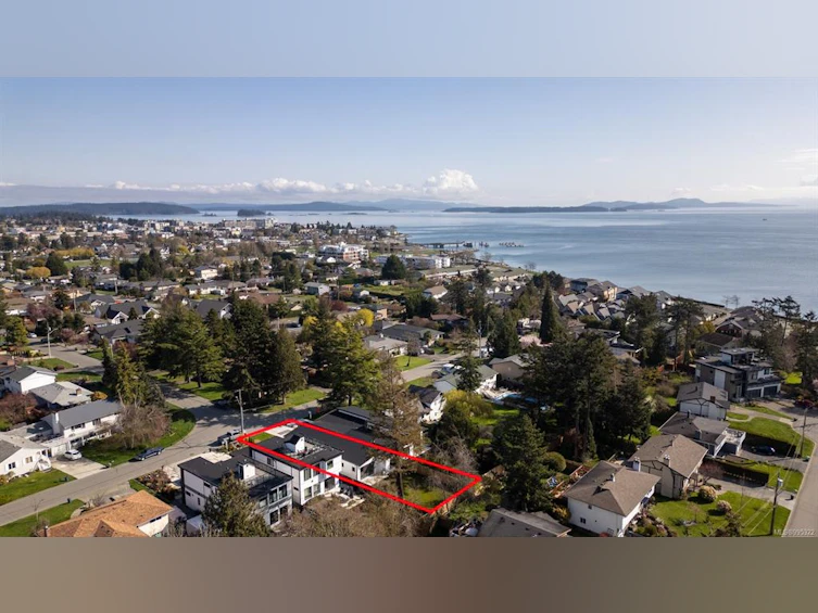 2269 Adela Place, Sidney, BC, V8L 1R1 - 32