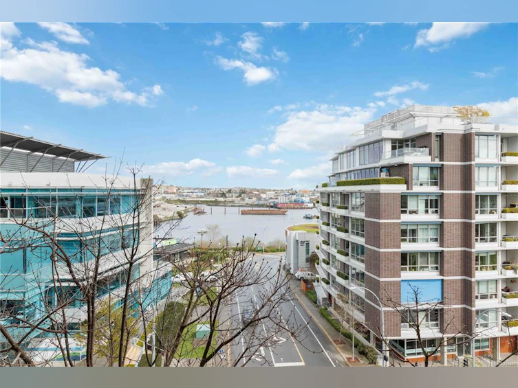 613-160 Wilson Street, Victoria, BC, V9A 7P9 - 36