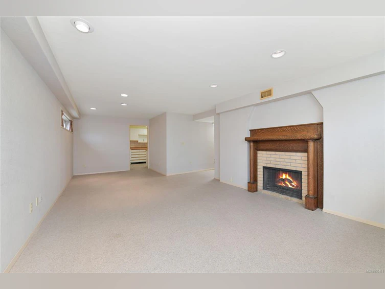 112 Moss Street, Victoria, BC, V8V 4M3 - 23