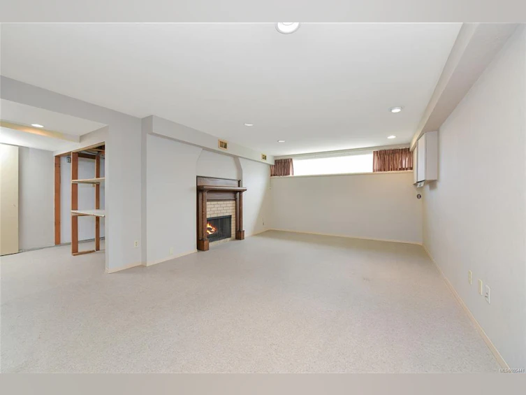 112 Moss Street, Victoria, BC, V8V 4M3 - 24
