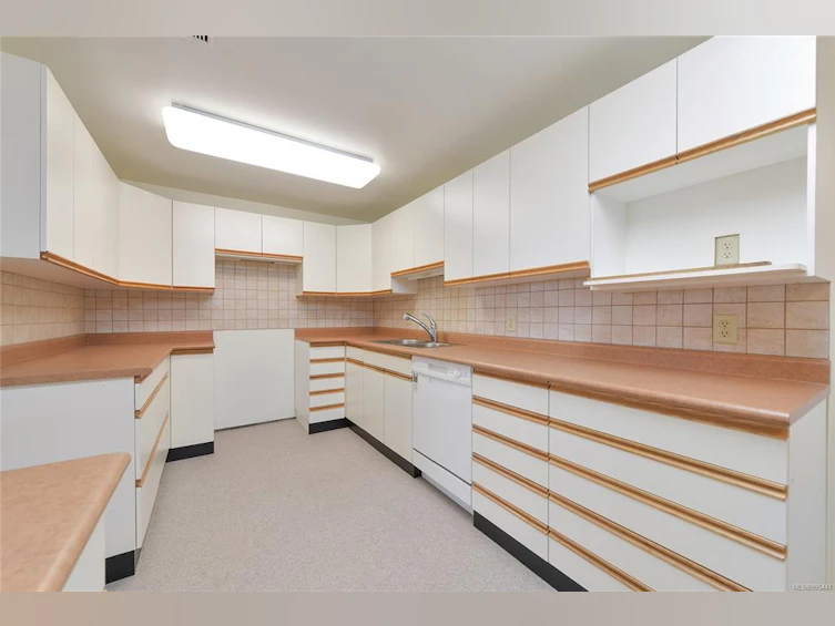 112 Moss Street, Victoria, BC, V8V 4M3 - 25