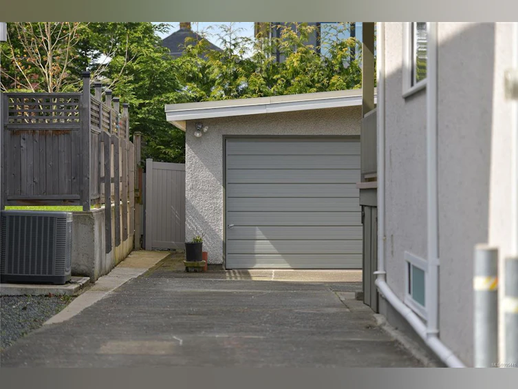 112 Moss Street, Victoria, BC, V8V 4M3 - 35