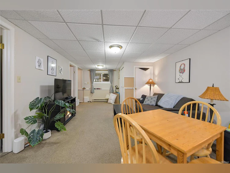 984 Brighton Crescent, Victoria, BC, V8S 2G5 - 16