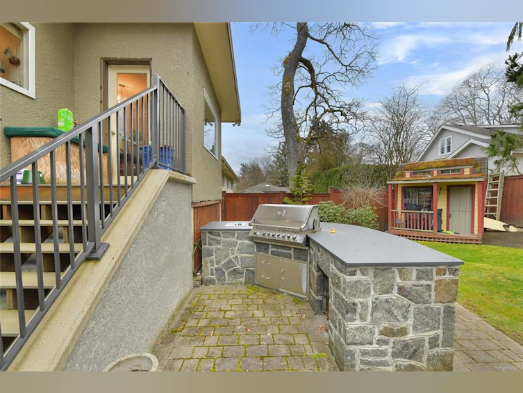 984 Brighton Crescent, Victoria, BC, V8S 2G5 - 31