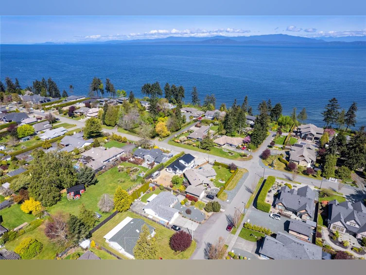 767 Fairwind Avenue, Parksville, BC, V9P 1B2 - 42