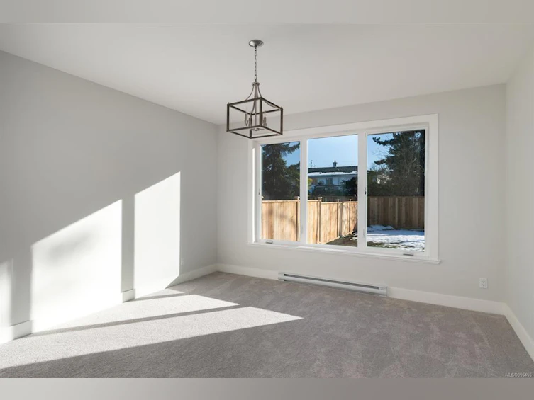 9554 Northlawn Terrace, Sidney, BC, V8L 1R8 - 6