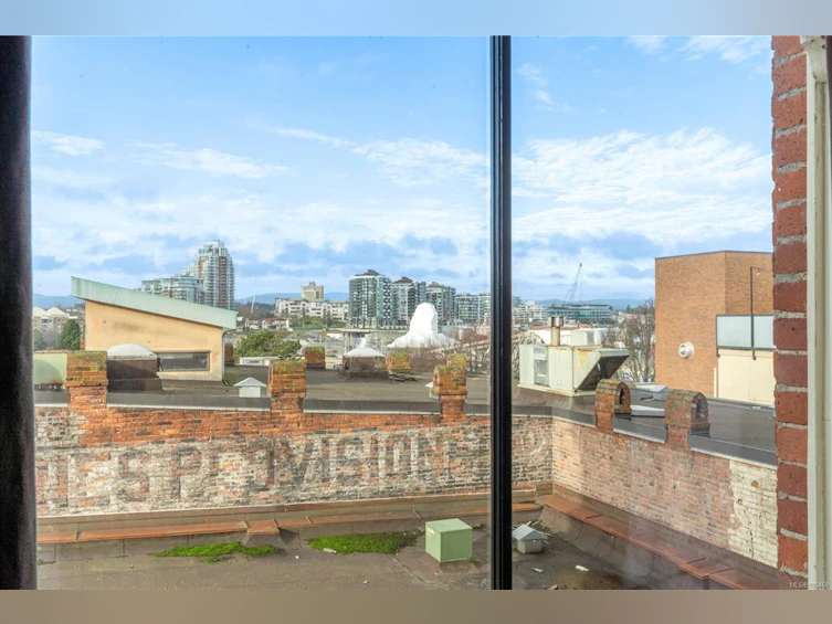 303-524 Yates Street, Victoria, BC, V8W 1K8 - 4