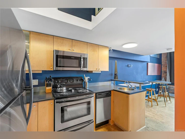 303-524 Yates Street, Victoria, BC, V8W 1K8 - 15