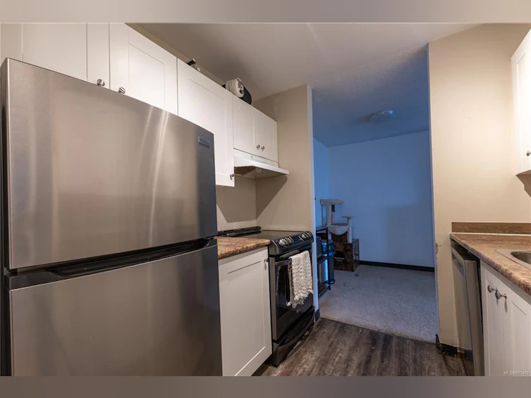 208-585 Dogwood Street, Campbell River, BC, V9W 6T6 - 9