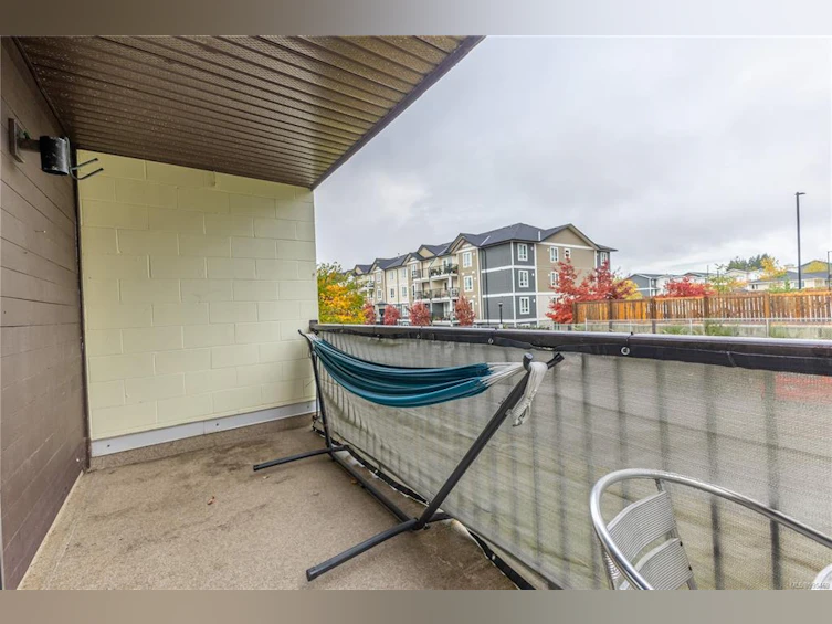 208-585 Dogwood Street, Campbell River, BC, V9W 6T6 - 17