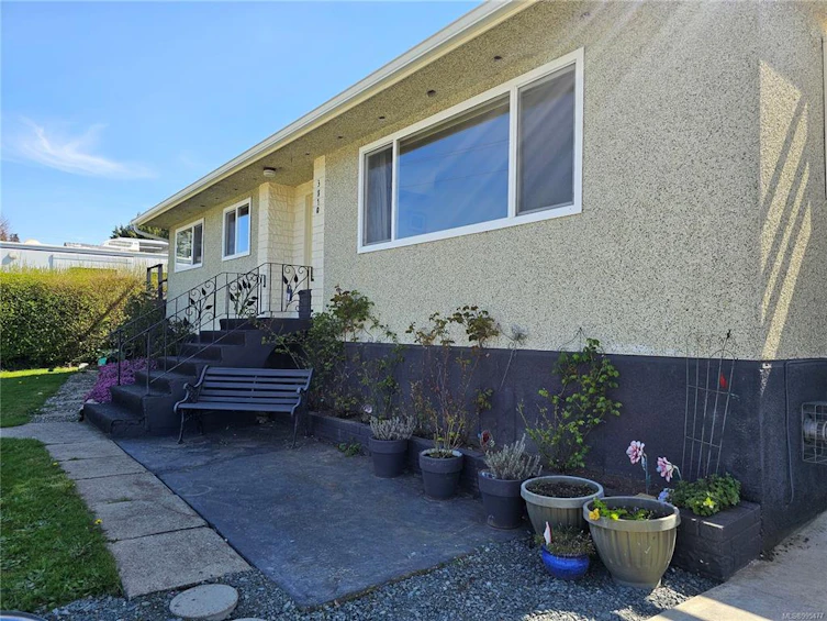 3810 Wallace Street, Port Alberni, BC, V9Y 3Y8 - 2