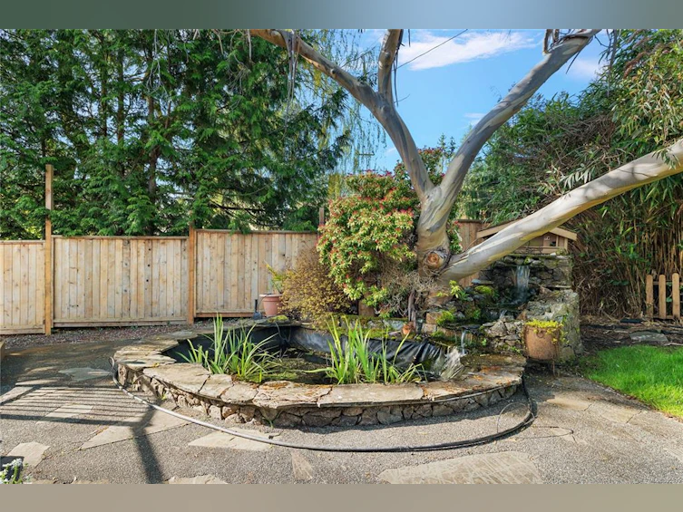8643 Aldous Terrace, North Saanich, BC, V8L 1L3 - 37