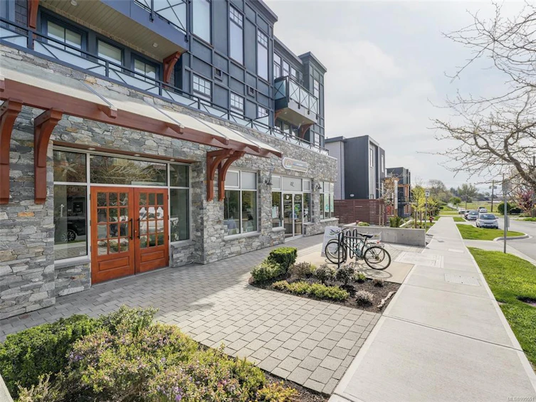 203-2580 Penrhyn Street, Saanich, BC, V8N 1G3 - 27