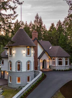 625 Lorimer Place