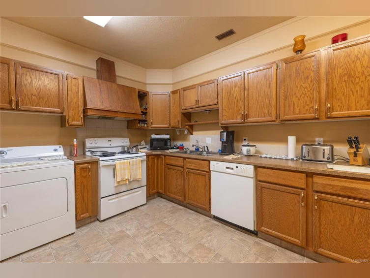 560 Galerno Road, Campbell River, BC, V9W 5Y2 - 33