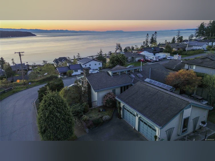 560 Galerno Road, Campbell River, BC, V9W 5Y2 - 52
