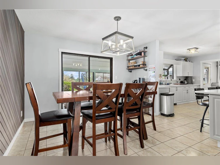 951 Northmore Road, Campbell River, BC, V9W 3L4 - 15