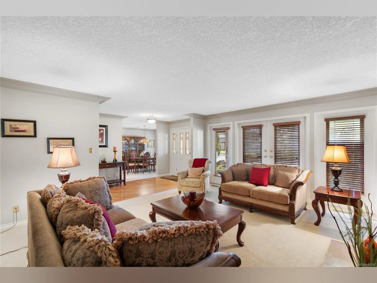 899 Kentwood Lane, Saanich, BC, V8Y 3C6 - 7