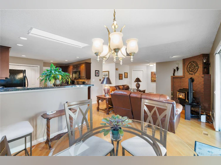 899 Kentwood Lane, Saanich, BC, V8Y 3C6 - 16