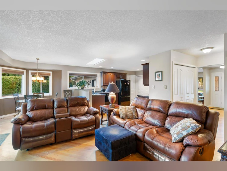 899 Kentwood Lane, Saanich, BC, V8Y 3C6 - 19