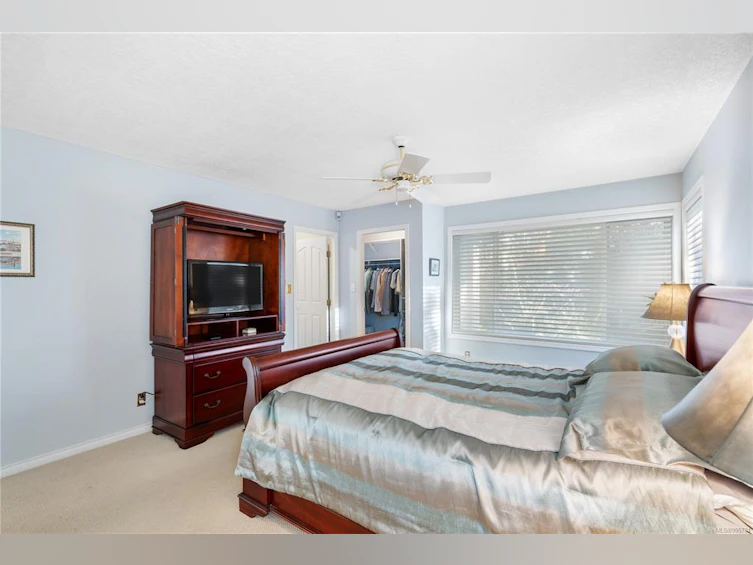 899 Kentwood Lane, Saanich, BC, V8Y 3C6 - 22