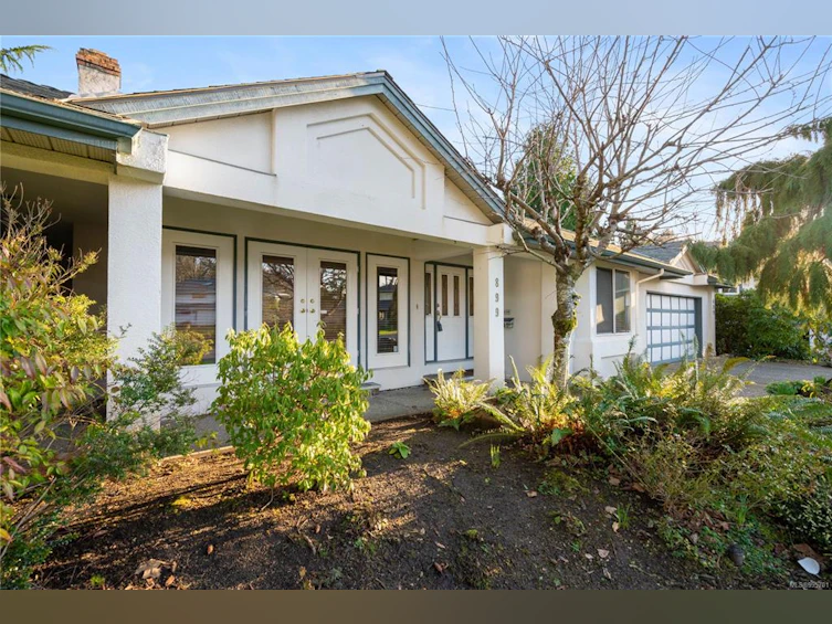 899 Kentwood Lane, Saanich, BC, V8Y 3C6 - 46