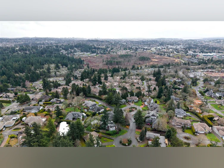 899 Kentwood Lane, Saanich, BC, V8Y 3C6 - 53