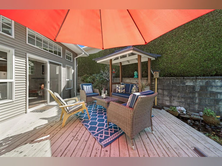 5283 Nelsonwoods Place, Nanaimo, BC, V9T 6R4 - 4