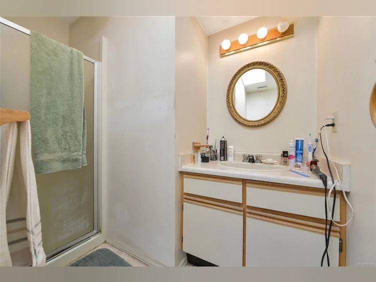 4376 Vanguard Place, Saanich, BC, V8Z 6X3 - 10
