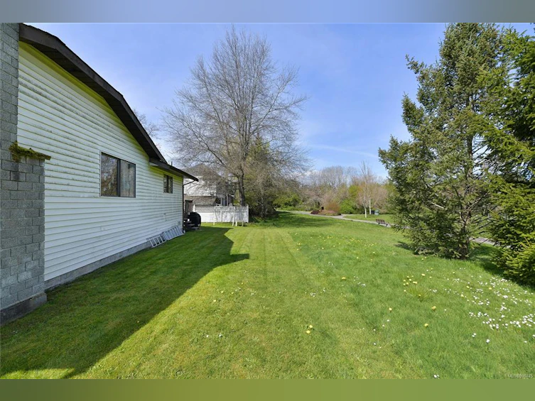 4376 Vanguard Place, Saanich, BC, V8Z 6X3 - 21