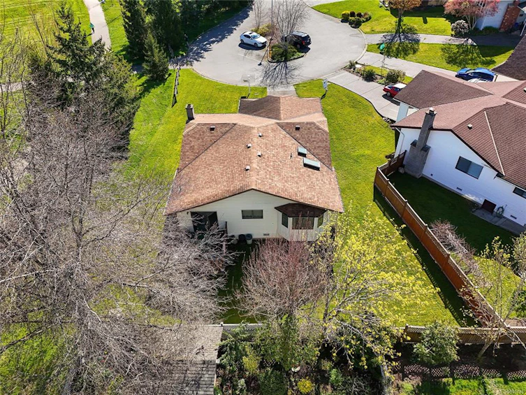 4376 Vanguard Place, Saanich, BC, V8Z 6X3 - 40