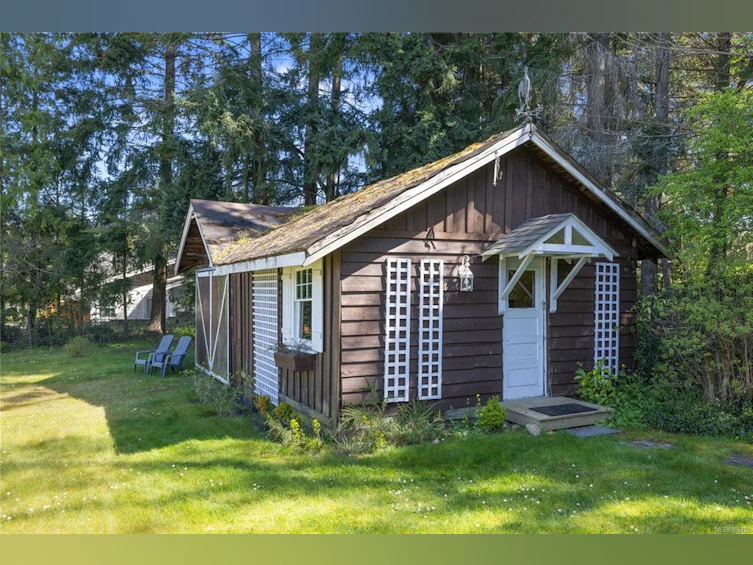 634 Jones Street, Qualicum Beach, BC, V9K 1H2 - 24