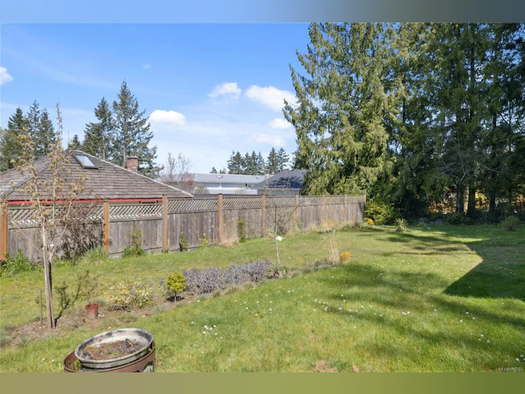 634 Jones Street, Qualicum Beach, BC, V9K 1H2 - 26
