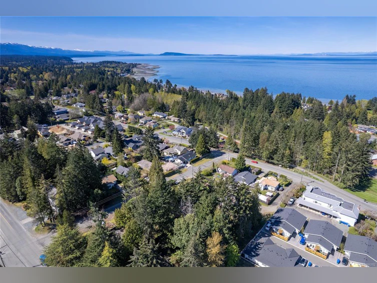 634 Jones Street, Qualicum Beach, BC, V9K 1H2 - 37