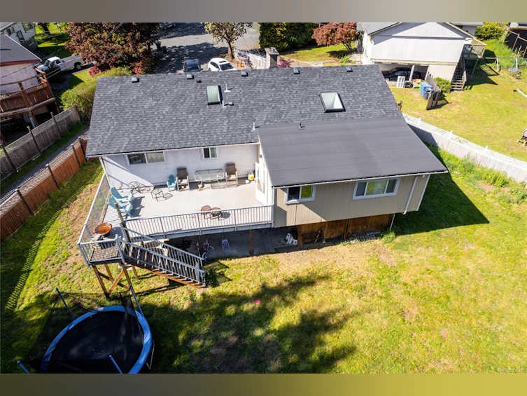 1030 Hawkes Turnaround, Nanaimo, BC, V9S 2S5 - 4