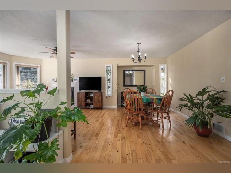 1156 3rd Avenue, Ladysmith, BC, V9G 1B3 - 5