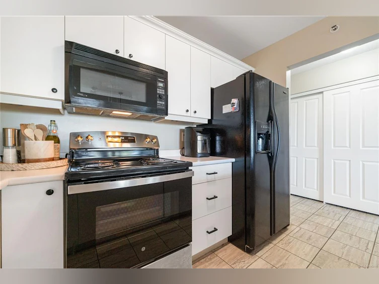 411-1685 Estevan Road, Nanaimo, BC, V9S 5V9 - 7