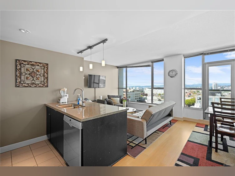 1103-760 Johnson Street, Victoria, BC, V8W 1N1 - 10