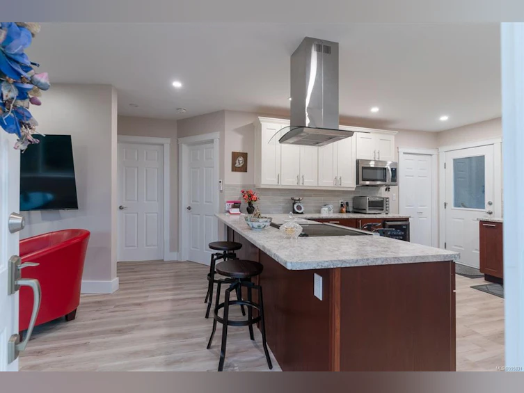 3957 Marpole Street, Port Alberni, BC, V9Y 6E3 - 6