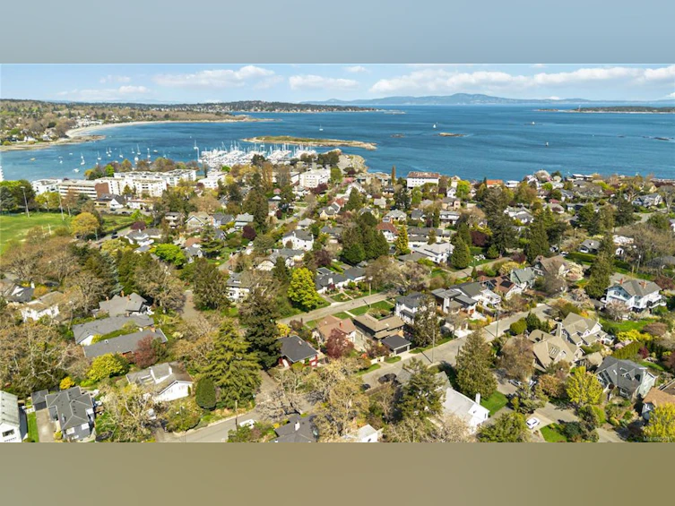 2517 Margate Avenue, Oak Bay, BC, V8S 3A3 - 3