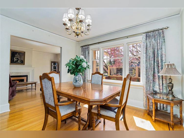 2517 Margate Avenue, Oak Bay, BC, V8S 3A3 - 11
