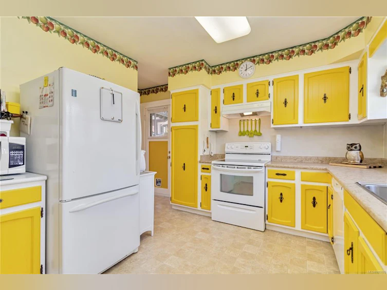 2517 Margate Avenue, Oak Bay, BC, V8S 3A3 - 18