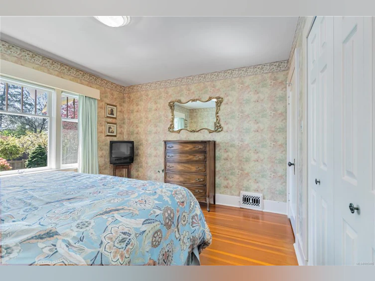 2517 Margate Avenue, Oak Bay, BC, V8S 3A3 - 24