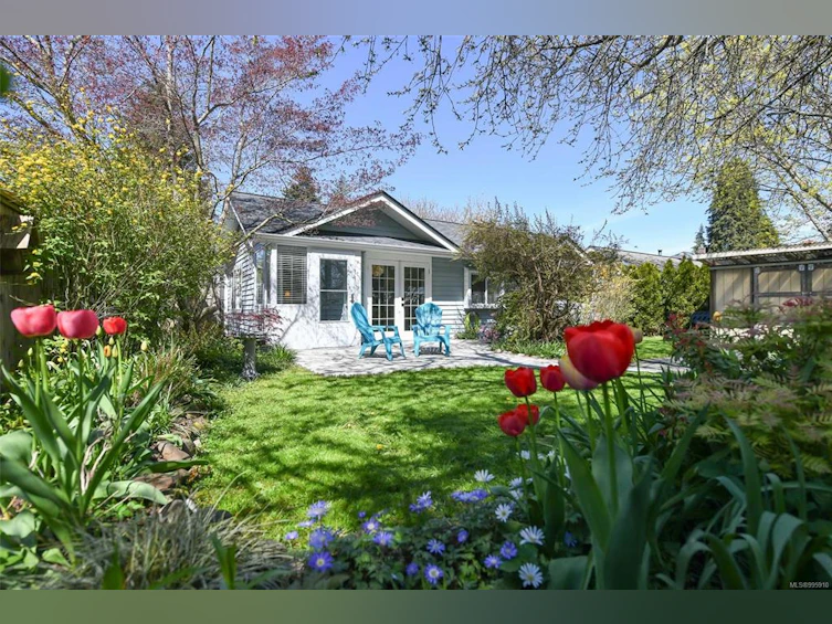 B-656 12th Street, Courtenay, BC, V9N 1V2 - 2