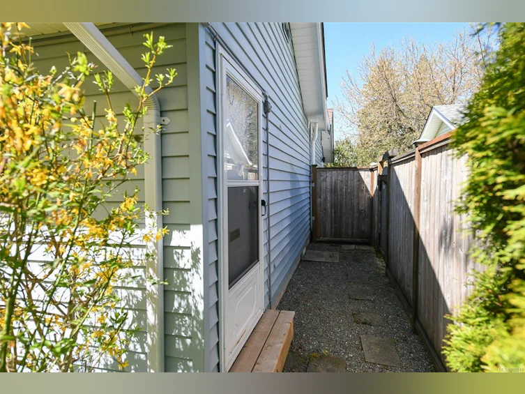 B-656 12th Street, Courtenay, BC, V9N 1V2 - 20