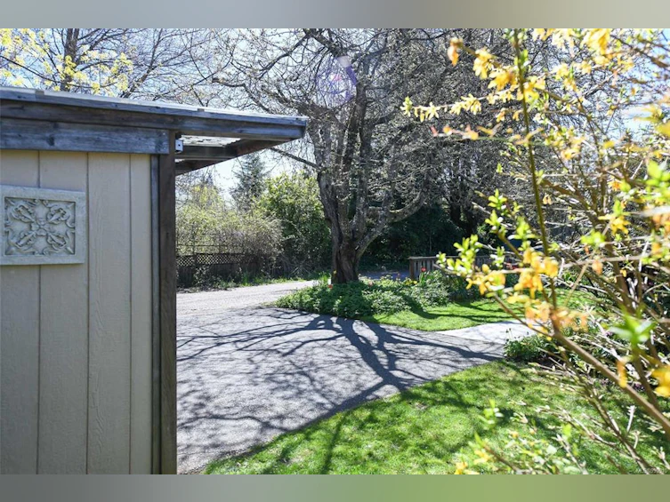B-656 12th Street, Courtenay, BC, V9N 1V2 - 21