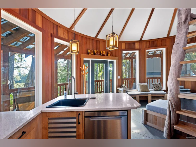 1-1015 Peninsula Road, Ucluelet, BC, V0R 3A0 - 12